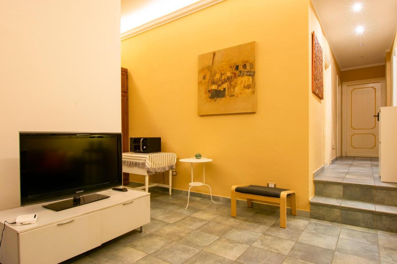 Altido Family Apart For 5 In Central Pisa On Riverside エクステリア 写真